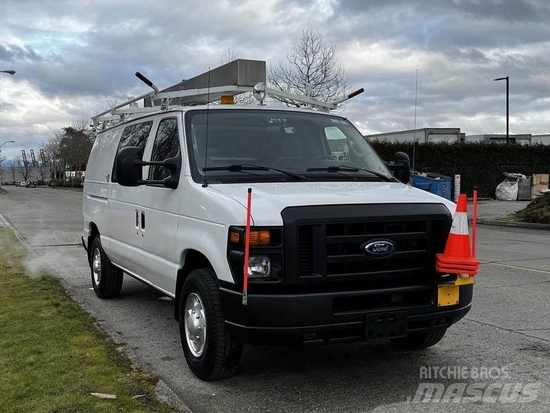 Ford Econoline Furgonetas cerradas