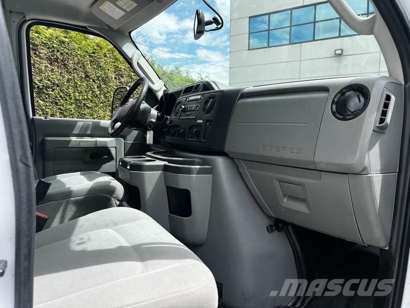 Ford Econoline Furgonetas cerradas