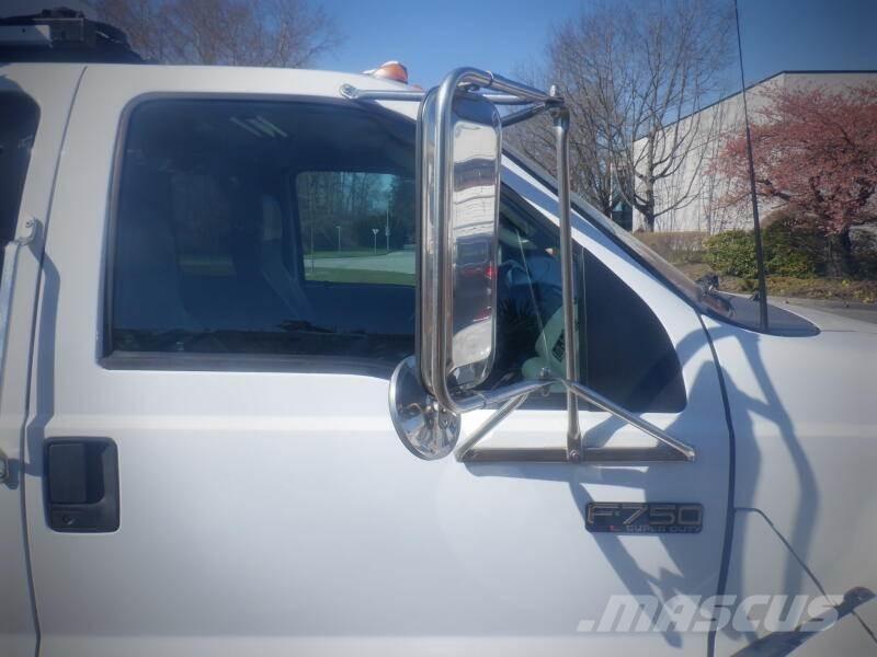 Ford F-750 Vehículos municipales multiusos
