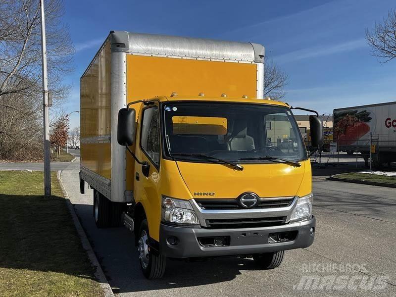 Hino 155 Furgonetas cerradas