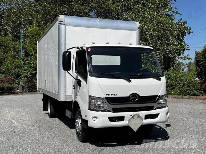 Hino 155 Furgonetas cerradas