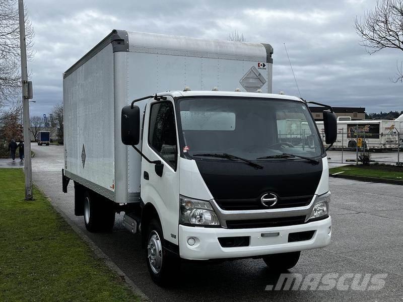 Hino 195 Furgonetas cerradas