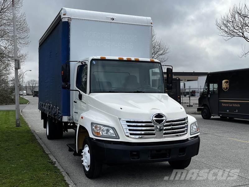 Hino 268 Furgonetas cerradas
