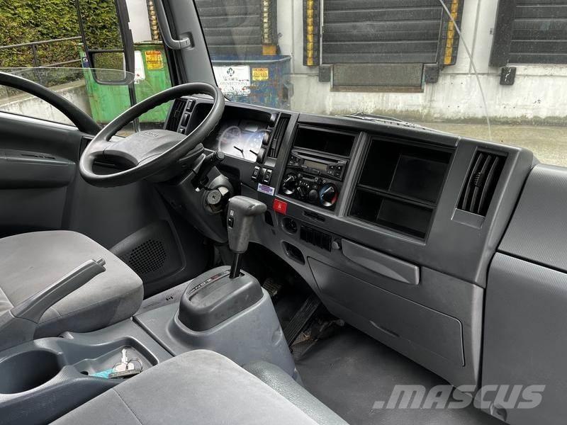 Isuzu NPR Furgonetas cerradas