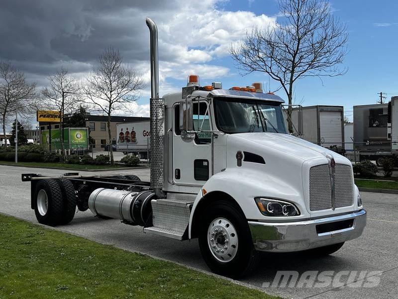 Kenworth T370 Camiones con chasís y cabina