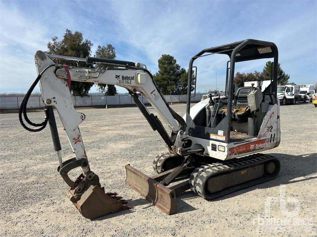 Bobcat 325 Miniexcavadoras