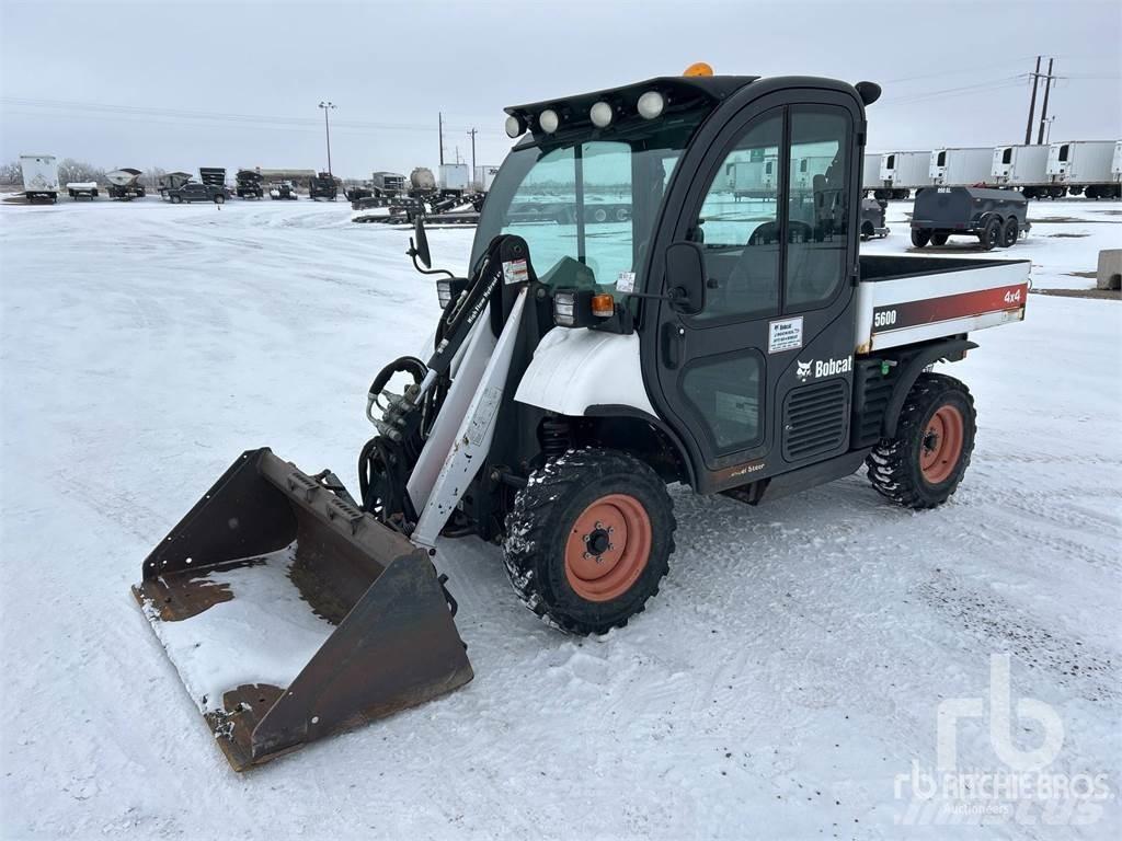 Bobcat 5600 Maquinarias para servicios públicos