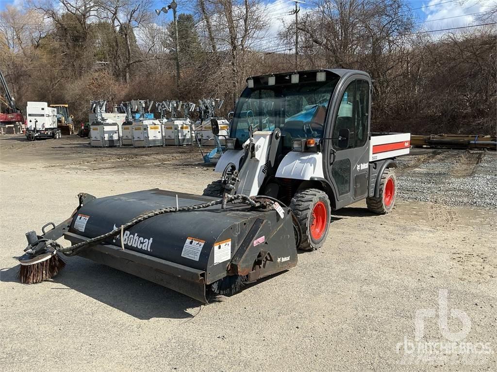 Bobcat 5600 Maquinarias para servicios públicos