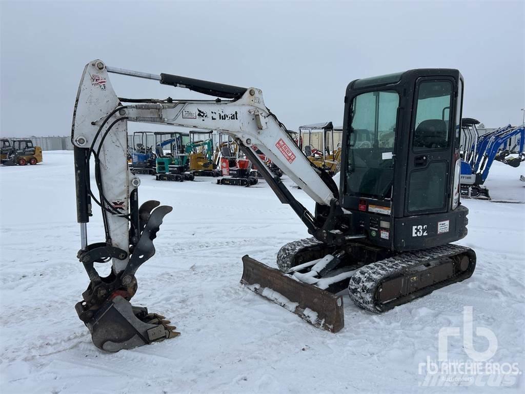 Bobcat E32 Mini excavators < 7t (Mini diggers)