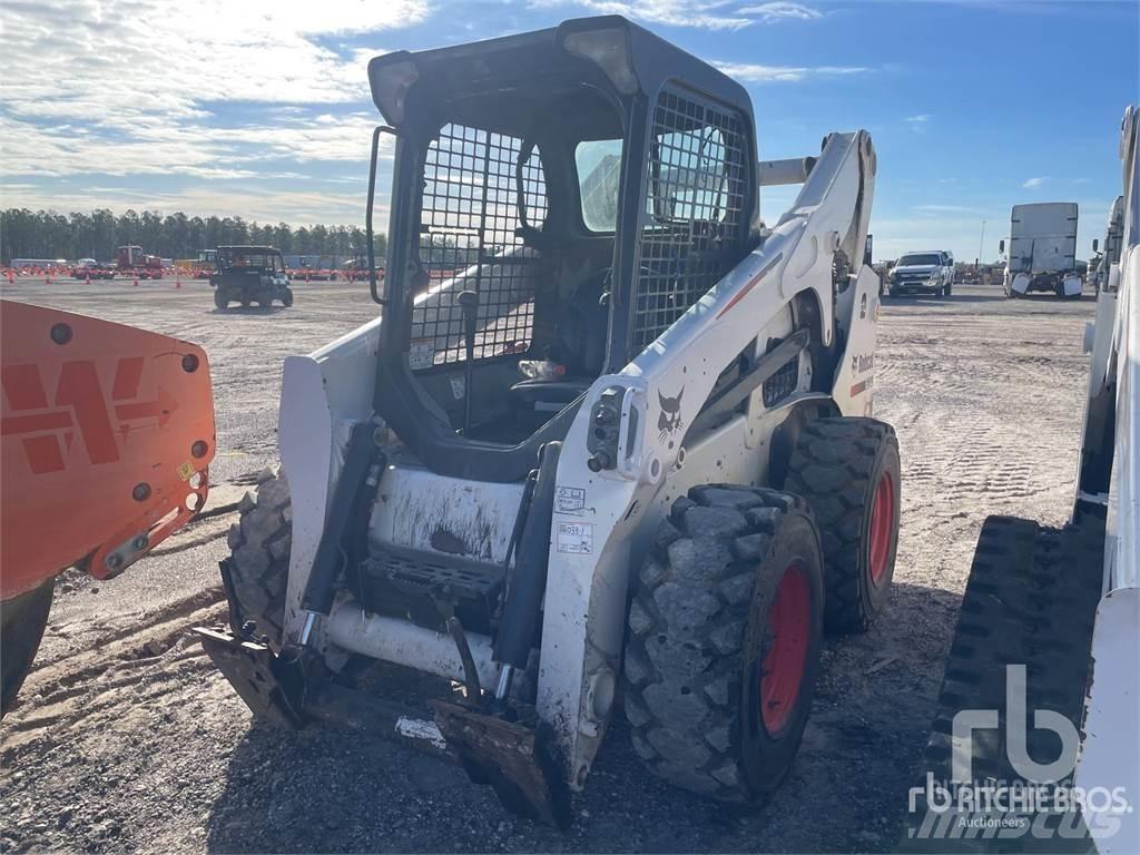 Bobcat S740 Minicargadoras