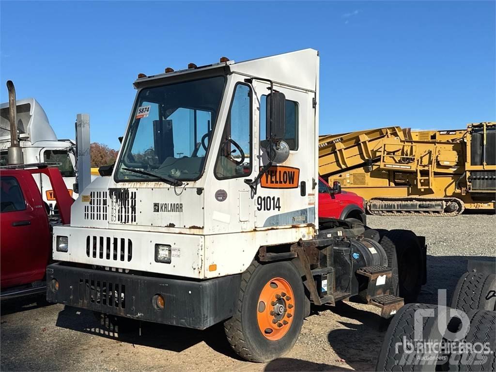 CARGOTEC 4X2 Camiones tractor