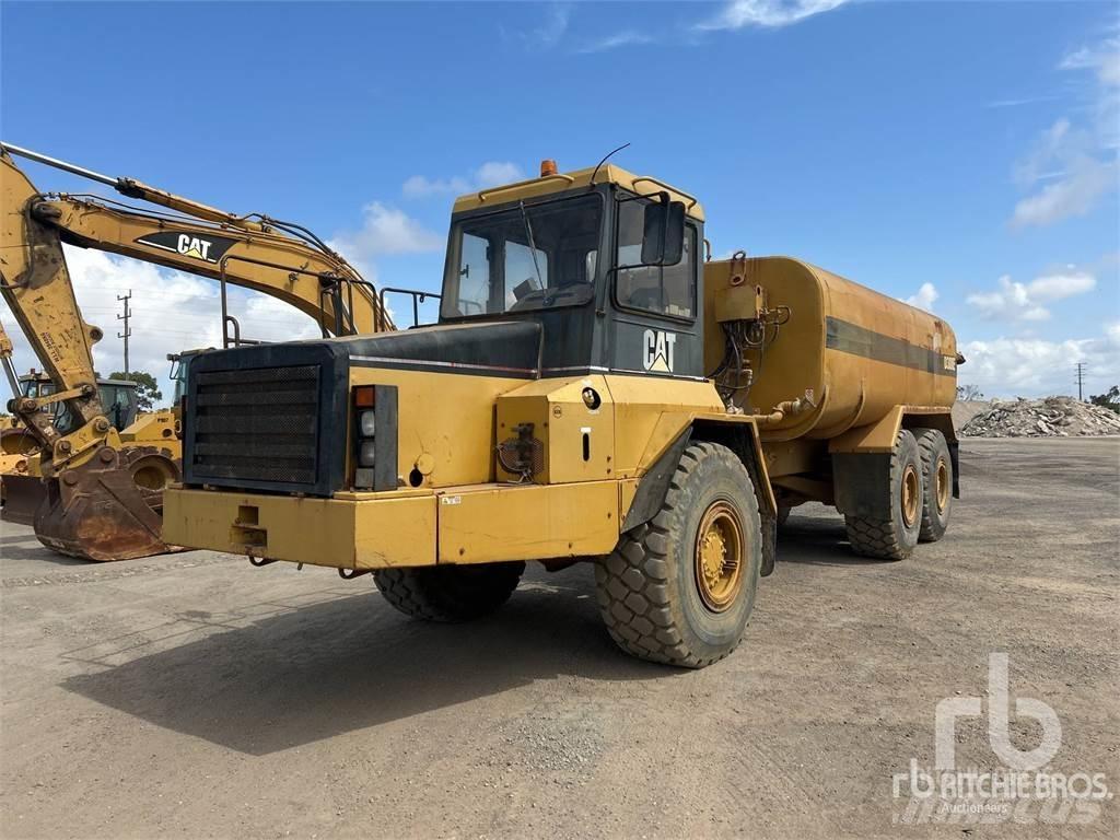 CAT D300E Camiones cisterna