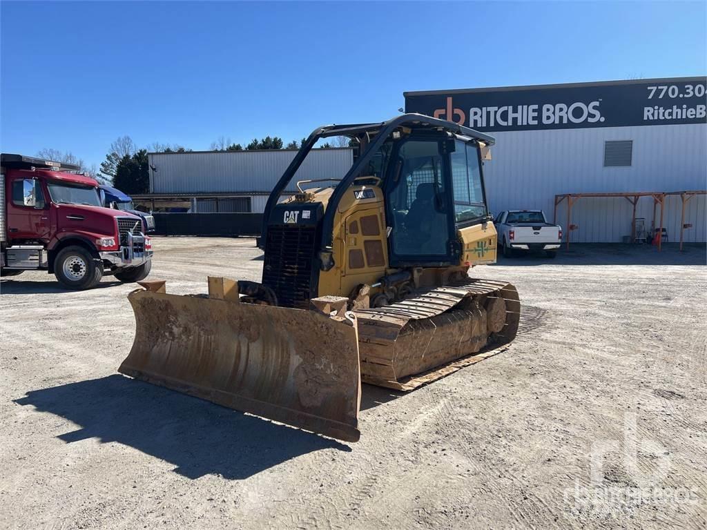 CAT D4K2LGP Buldozer sobre oruga