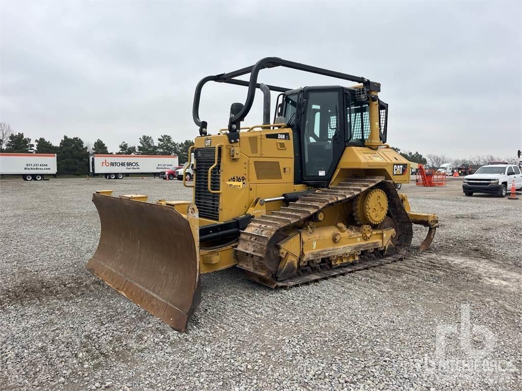 CAT D6NXL Buldozer sobre oruga