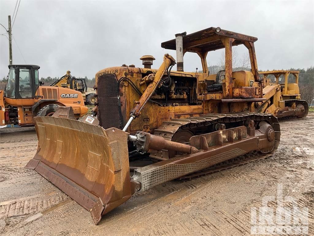 CAT D8H Buldozer sobre oruga