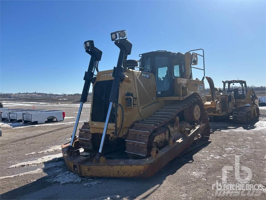 CAT D8T Buldozer sobre oruga