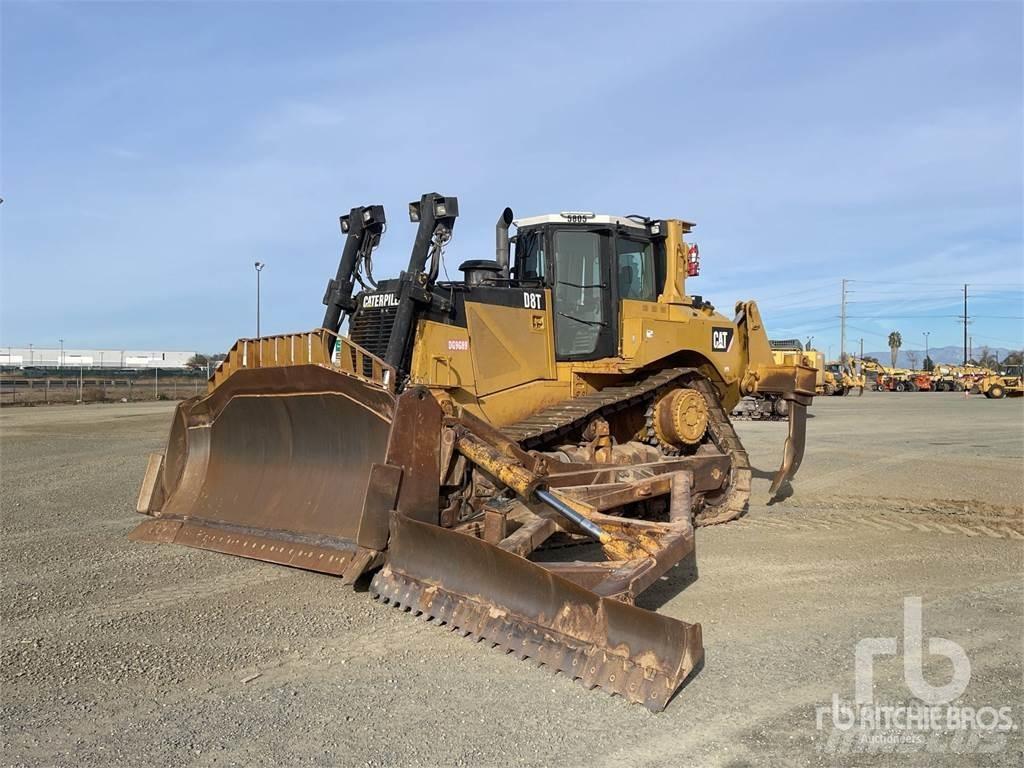 CAT D8T Buldozer sobre oruga