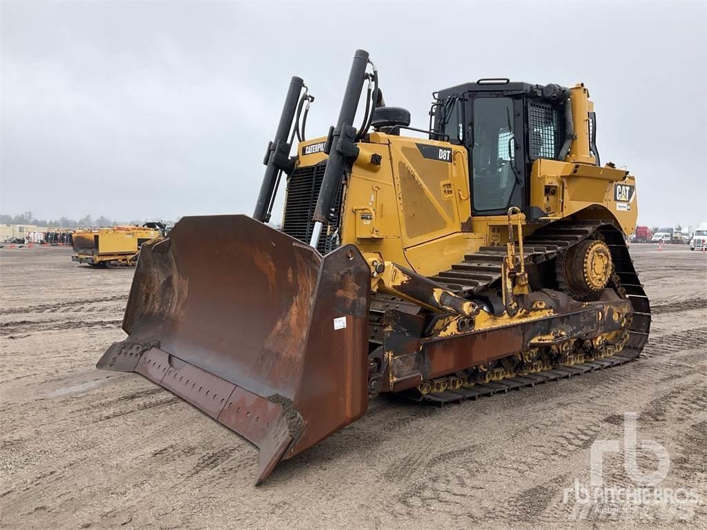 CAT D8T Buldozer sobre oruga