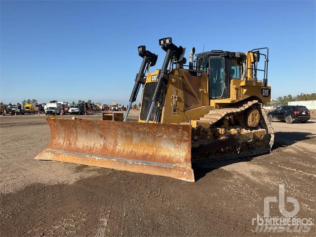 CAT D8T Buldozer sobre oruga