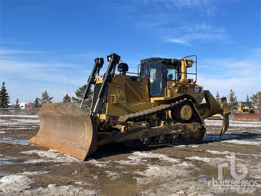 CAT D8T Buldozer sobre oruga