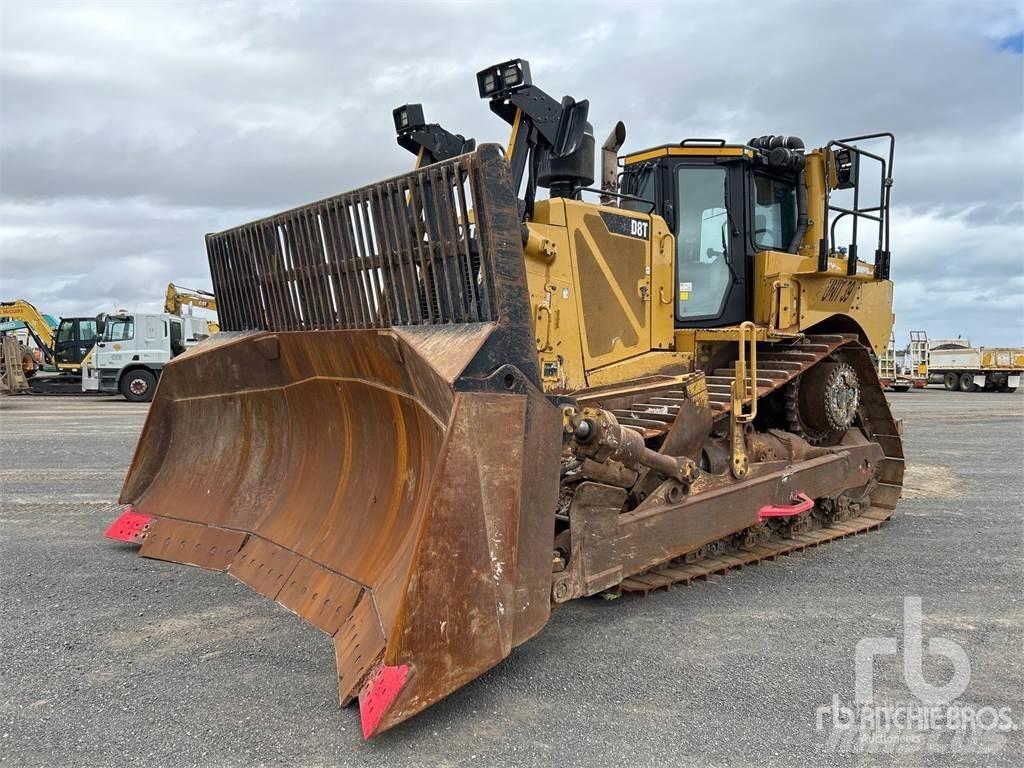 CAT D8T Buldozer sobre oruga