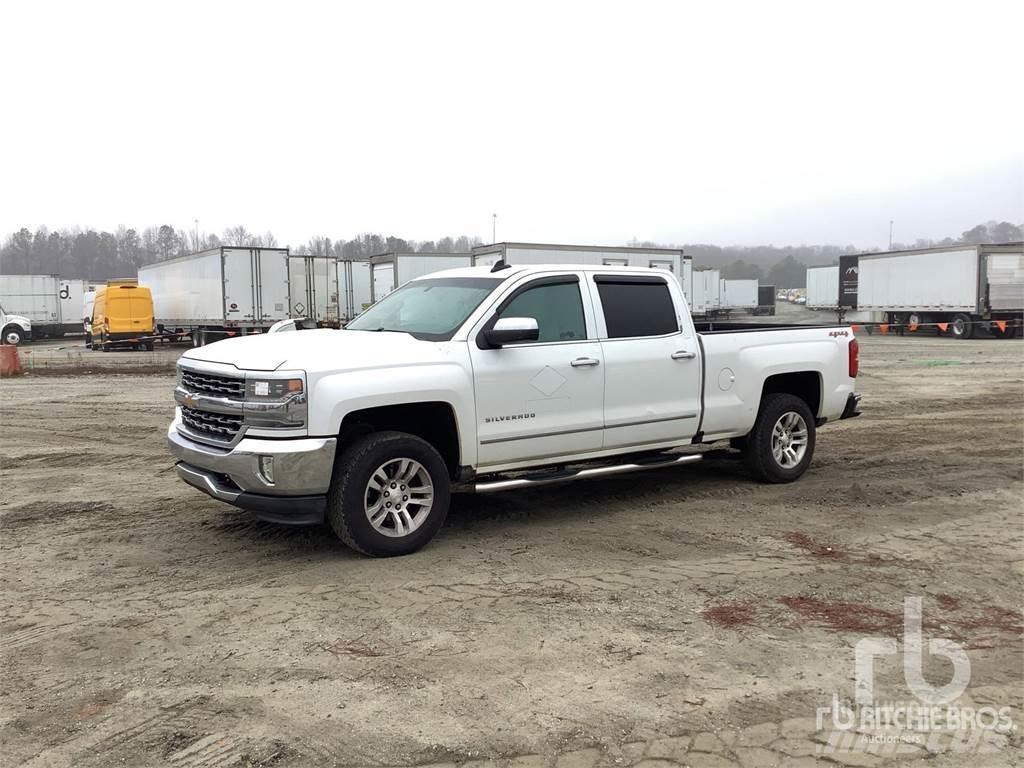 Chevrolet 1500 Caja abierta/laterales abatibles