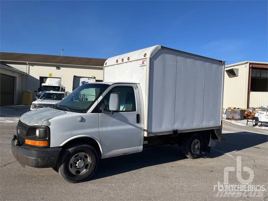 Chevrolet 3500 Furgonetas cerradas