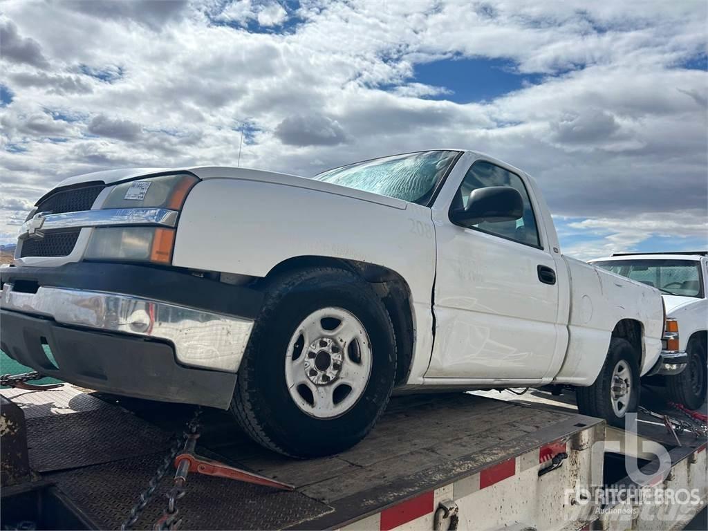 Chevrolet C1500 Caja abierta/laterales abatibles