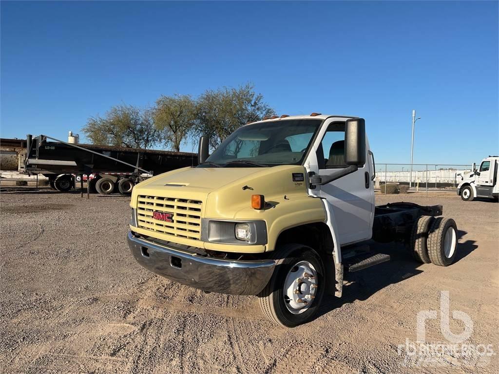 Chevrolet C5500 Camiones con chasís y cabina