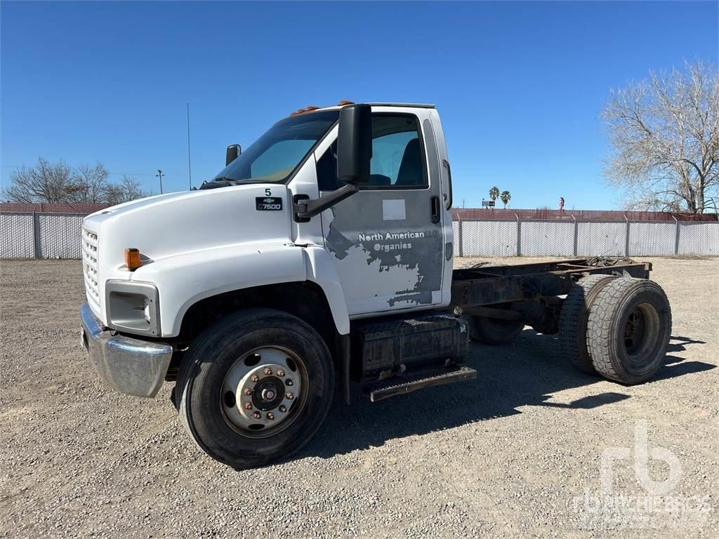 Chevrolet C7500 Camiones con chasís y cabina