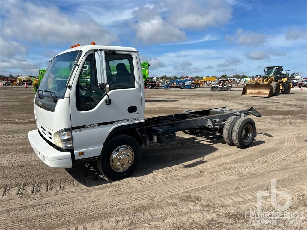 Chevrolet W4500 Camiones con chasís y cabina