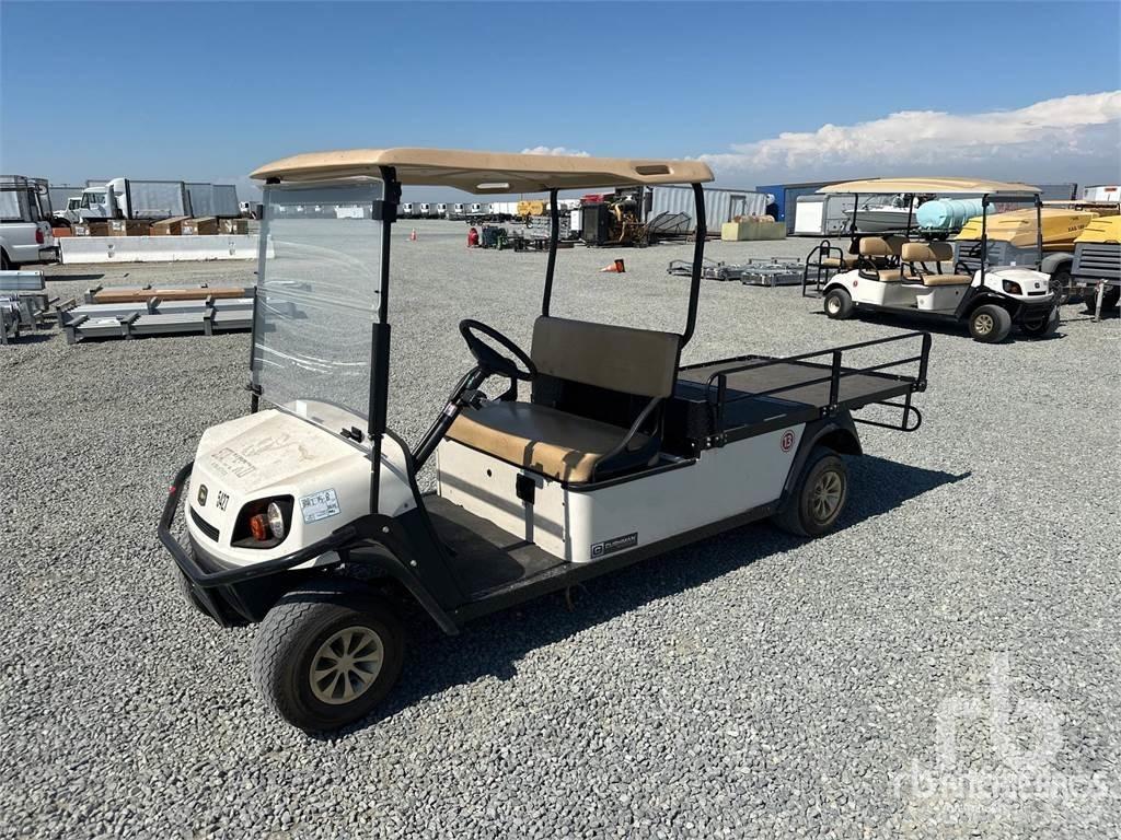 Cushman SHUTTLE Carritos de golf