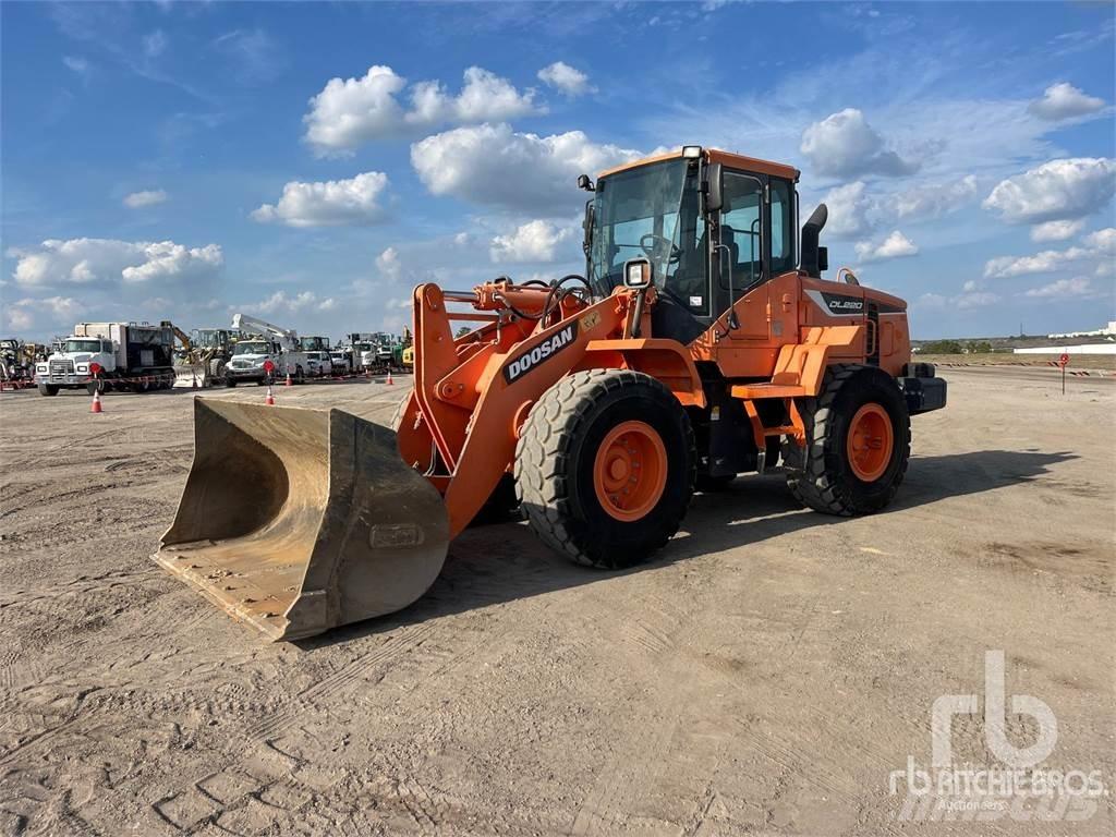 Doosan DL220 Cargadoras sobre ruedas