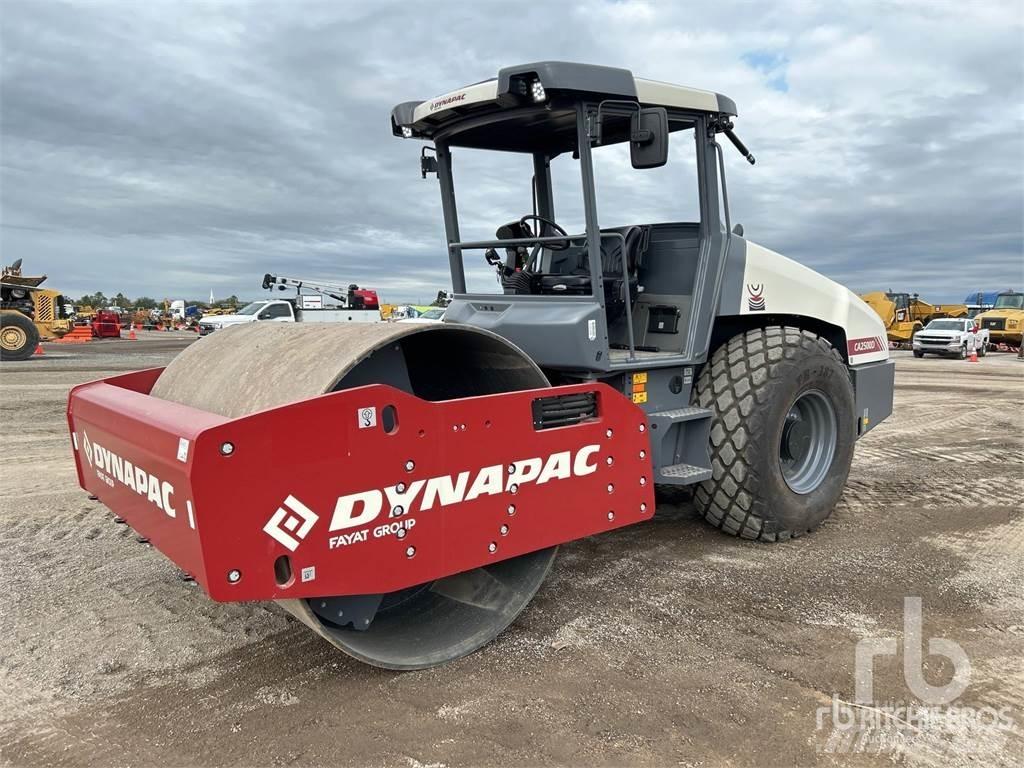 Dynapac CA2500D Compactadoras de suelo