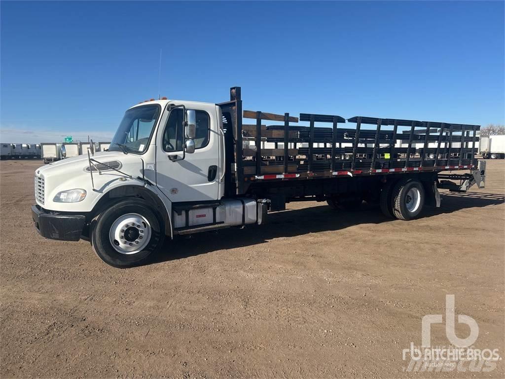 Freightliner M2 Camiones de cama baja