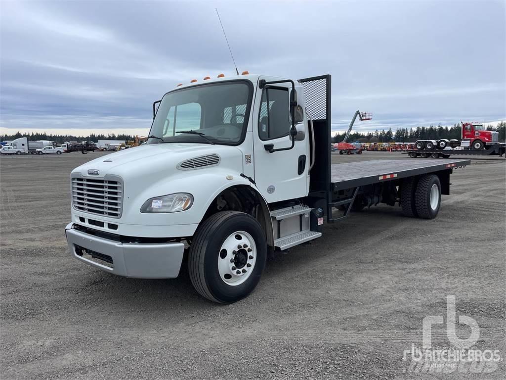 Freightliner M2 Camiones de cama baja