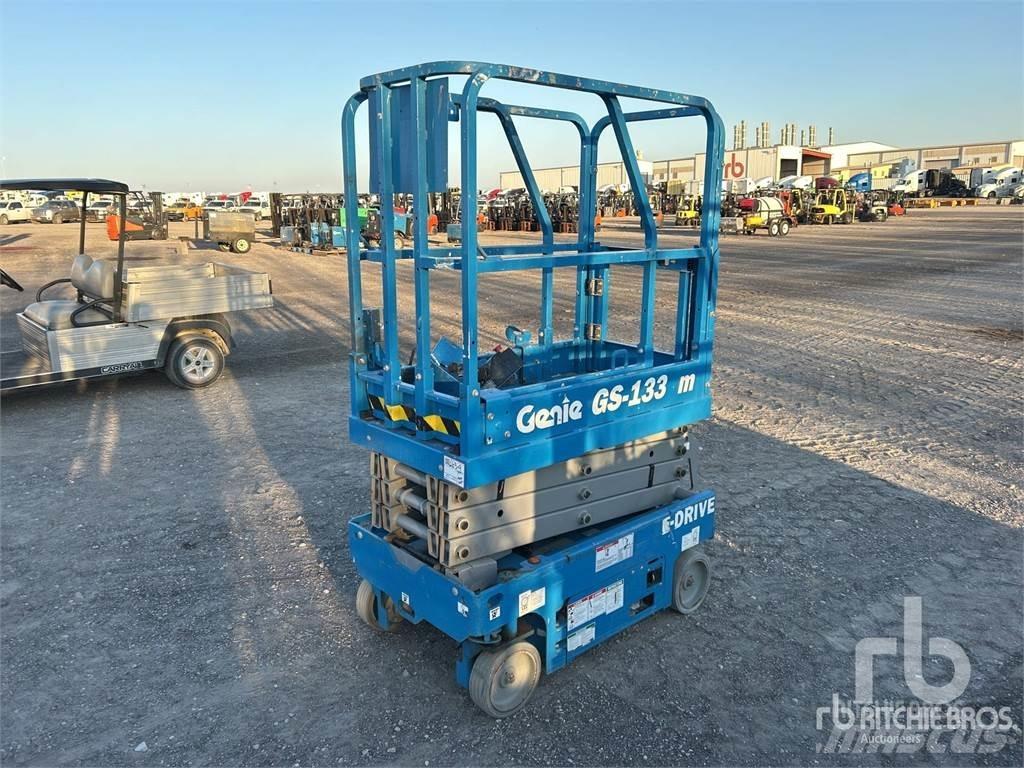 Genie GS1330M Plataformas tijera