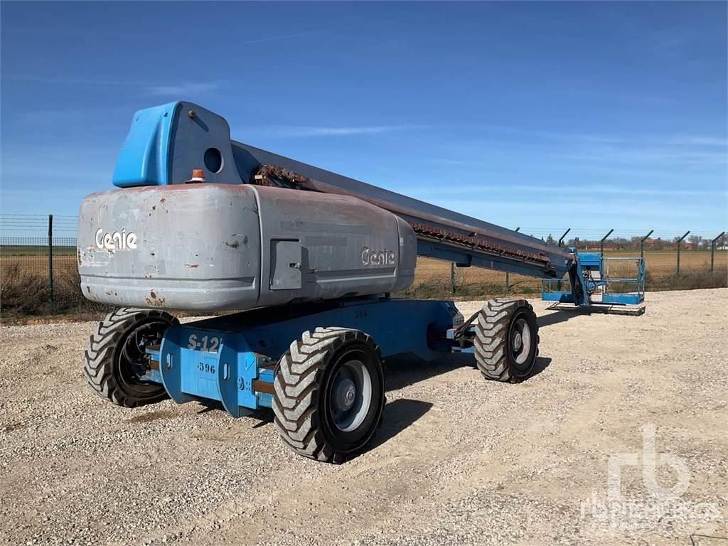 Genie S125 Plataformas con brazo de elevación manual