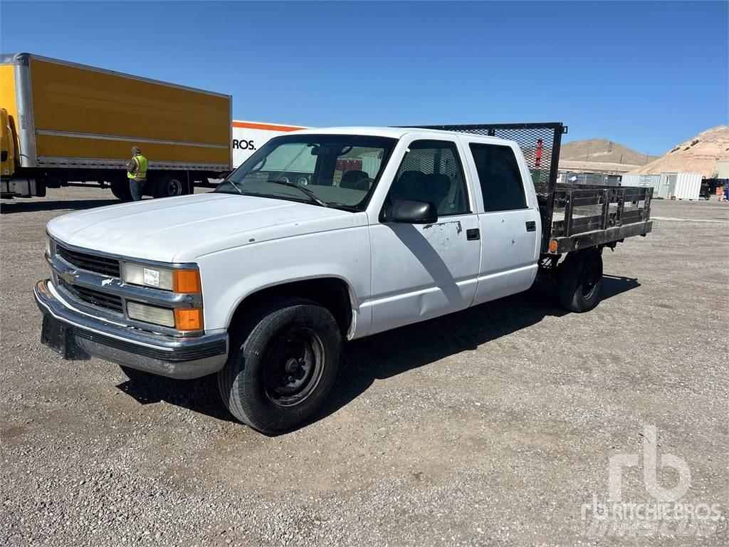 GMC 3500 Camiones de cama baja