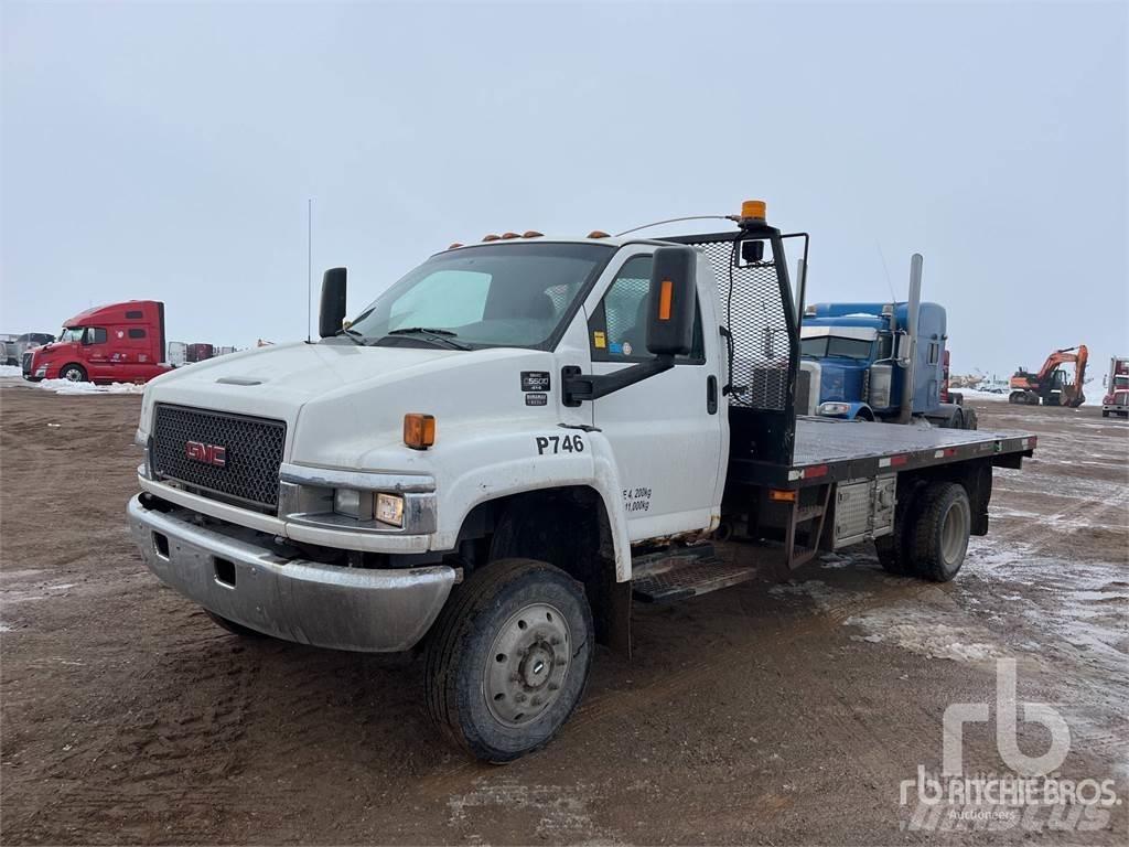 GMC C5500 Camiones de cama baja