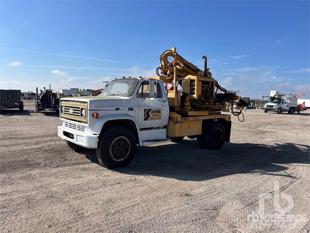 GMC C70 Camiones de perforación móvil