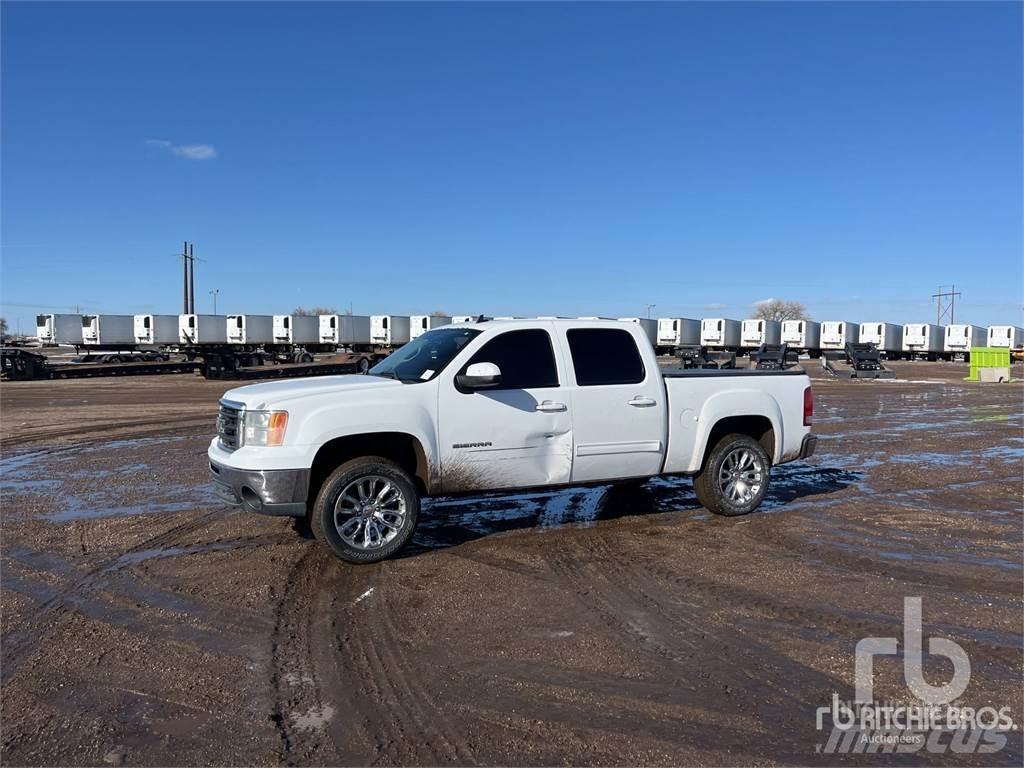 GMC SIERRA Caja abierta/laterales abatibles