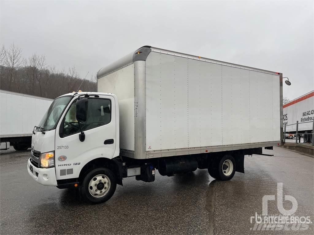 Hino 155 Furgonetas cerradas