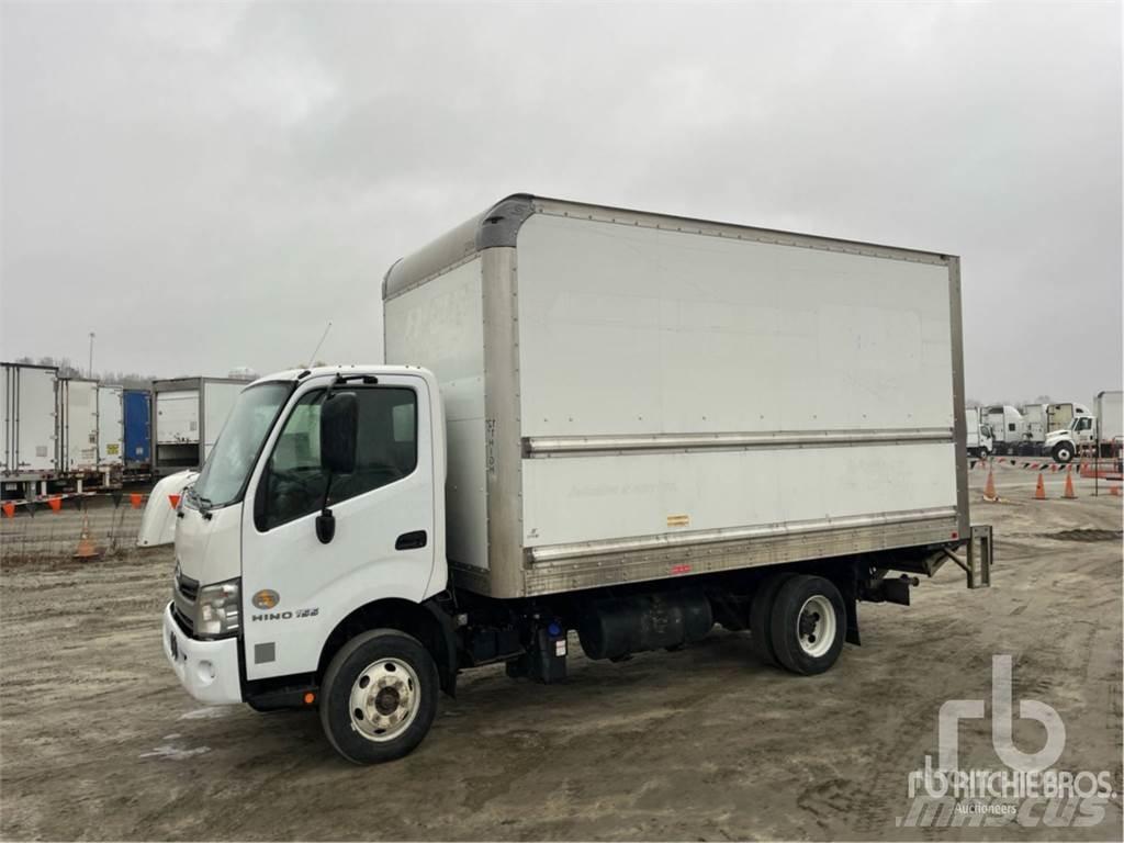 Hino 155 Furgonetas cerradas