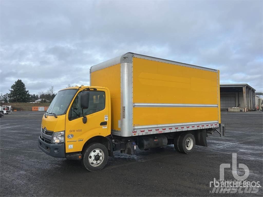 Hino 155 Furgonetas cerradas