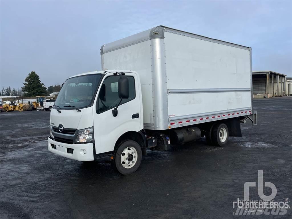 Hino 155 Furgonetas cerradas