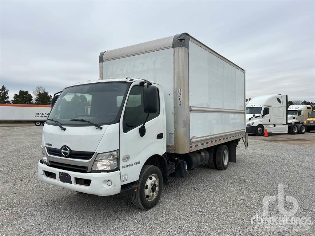 Hino 155 Furgonetas cerradas