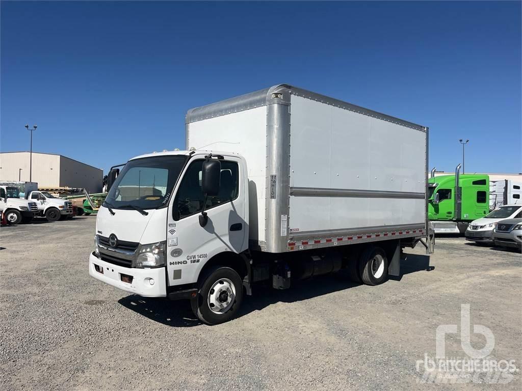 Hino 155 Furgonetas cerradas