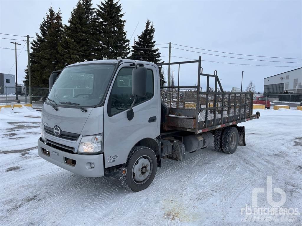 Hino 195 Camiones elevadores de gancho