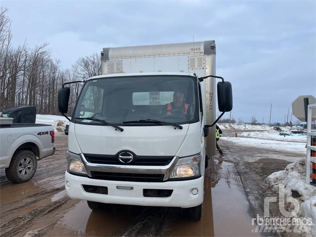 Hino 195 Furgonetas cerradas